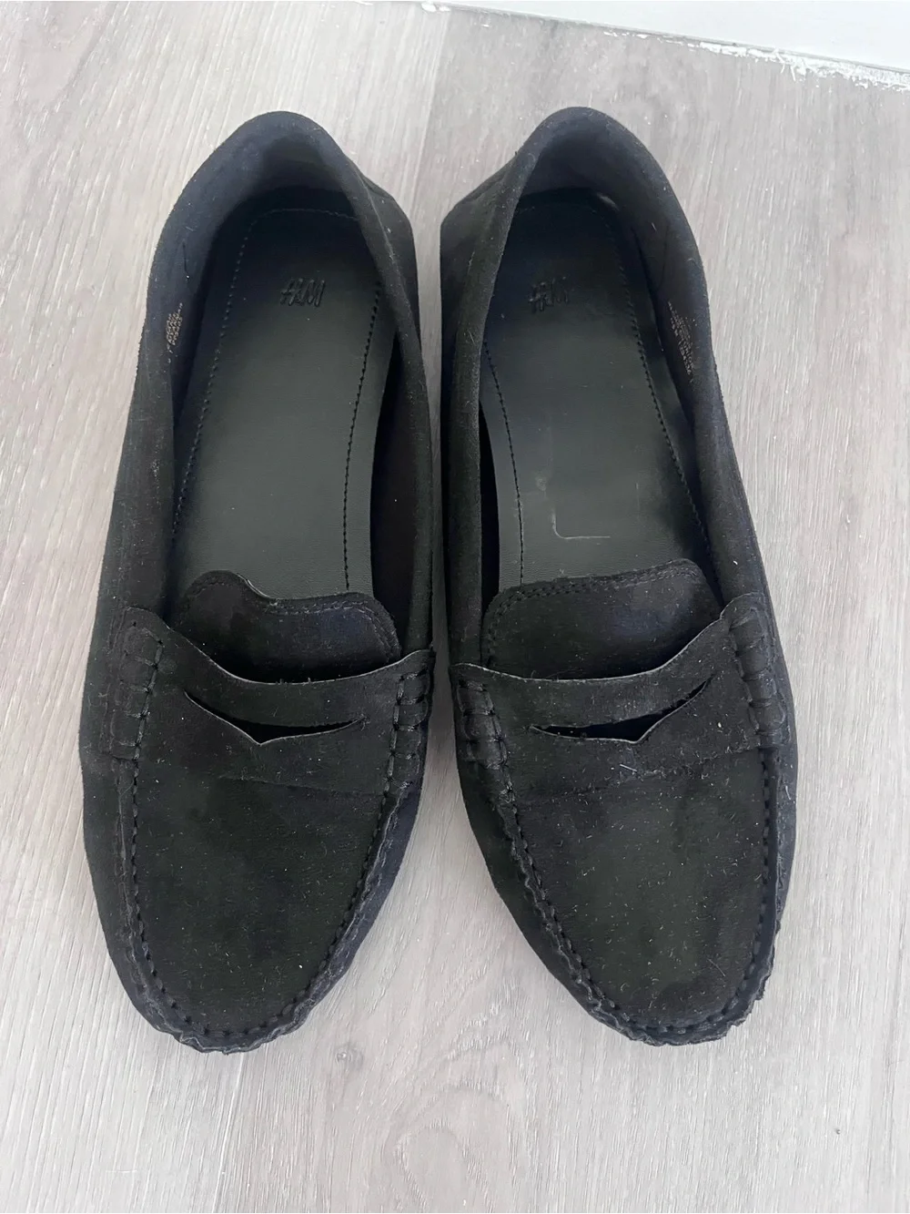 H&M women’s napped driving loafers